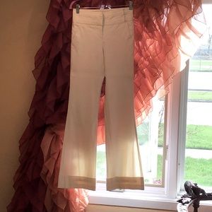 White BeBe Slacks🌺